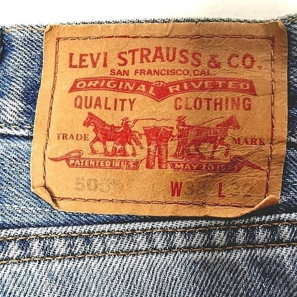Levi's 505 38 x 32 Red Tag Vtg Straight Men's Light Wash Blue Spacious Jeans - Picture 11 of 13